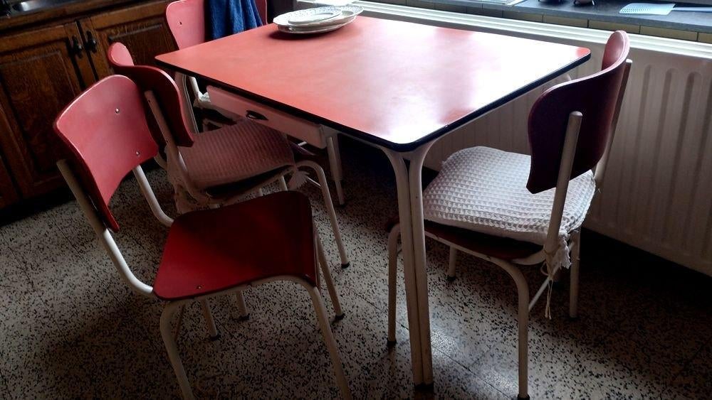Table de cuisine vintage et 4 chaises, Enlèvement, Utilisé