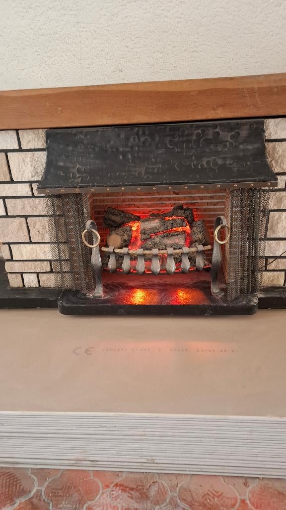 A vendre décoration électrique cheminée 50€, Huis en Inrichting, Haarden, Ophalen, Zo goed als nieuw, Inbouwhaard, Elektrische haard