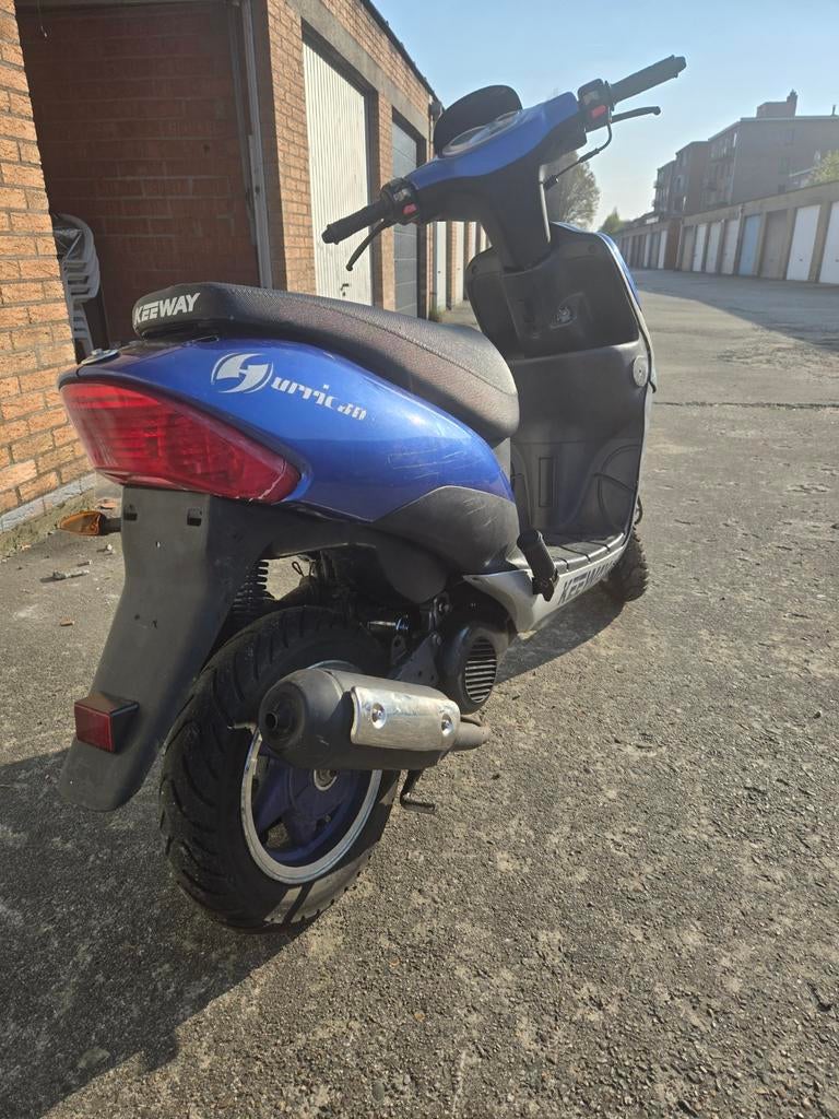 Keeway b klasse, Vélos & Vélomoteurs, Scooters | Peugeot, Enlèvement