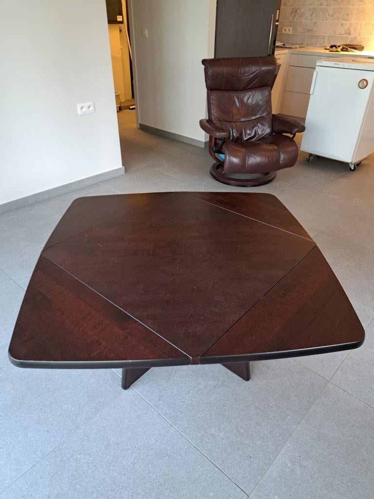 Leuk vintage opvouw tafeltje, Huis en Inrichting, Ophalen