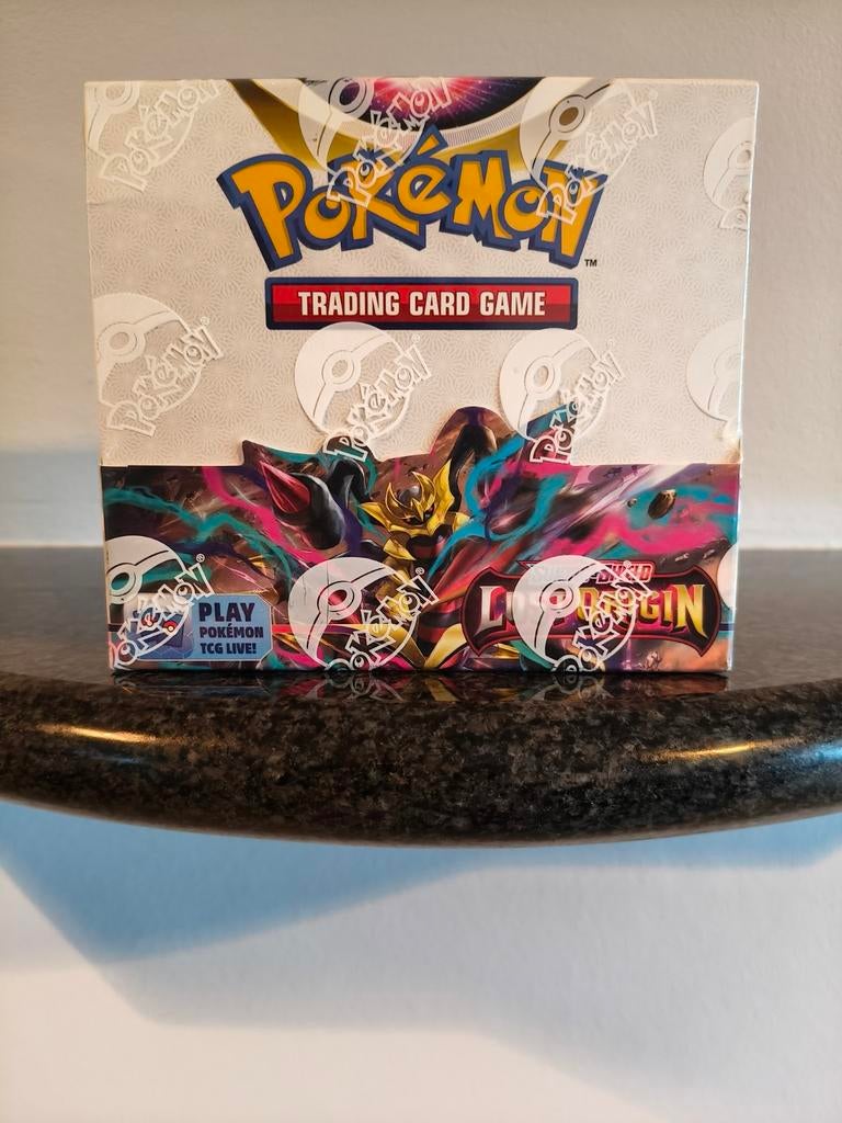 Lost Origin booster box, Hobby en Vrije tijd, Ophalen of Verzenden, Booster