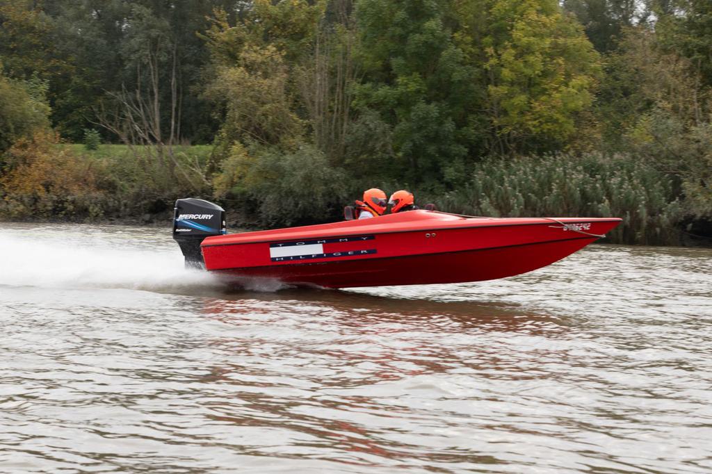 Cyclone Blizzard 19ft, Watersport en Boten, Speedboten, Ophalen, 120 tot 200 pk, Zo goed als nieuw, 3 tot 6 meter