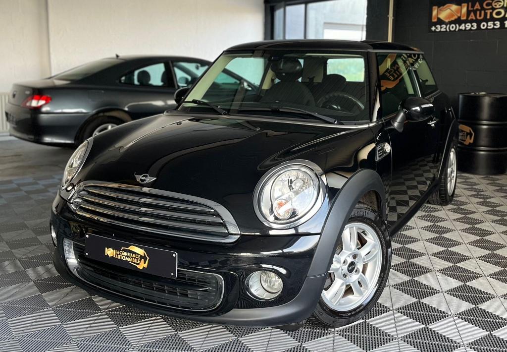 Mini One 1.6i 1e eigenaarsgarantie 12 maanden, Auto's, Mini, Voorwielaandrijving, 4 zetels, 4 cilinders, Leder en Stof