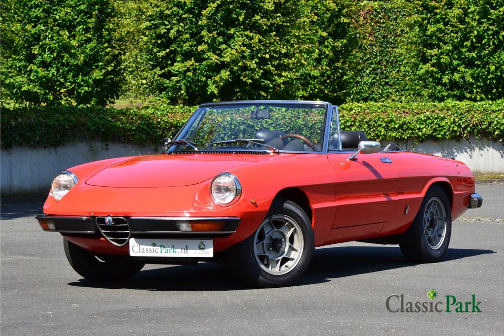 Alfa Romeo 2000 Spider Veloce (bj 1981), Achterwielaandrijving, 1962 cc, Cabriolet, Leder