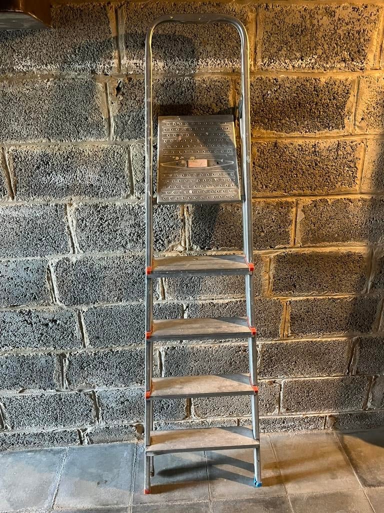 Escabeau Tomado DIN 4566, Bricolage & Construction, Enlèvement, Utilisé