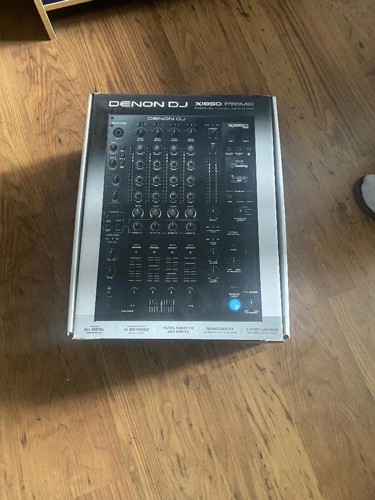 Console de mixage Denon, Enlèvement ou Envoi, Comme neuf, Moins de 5 canaux