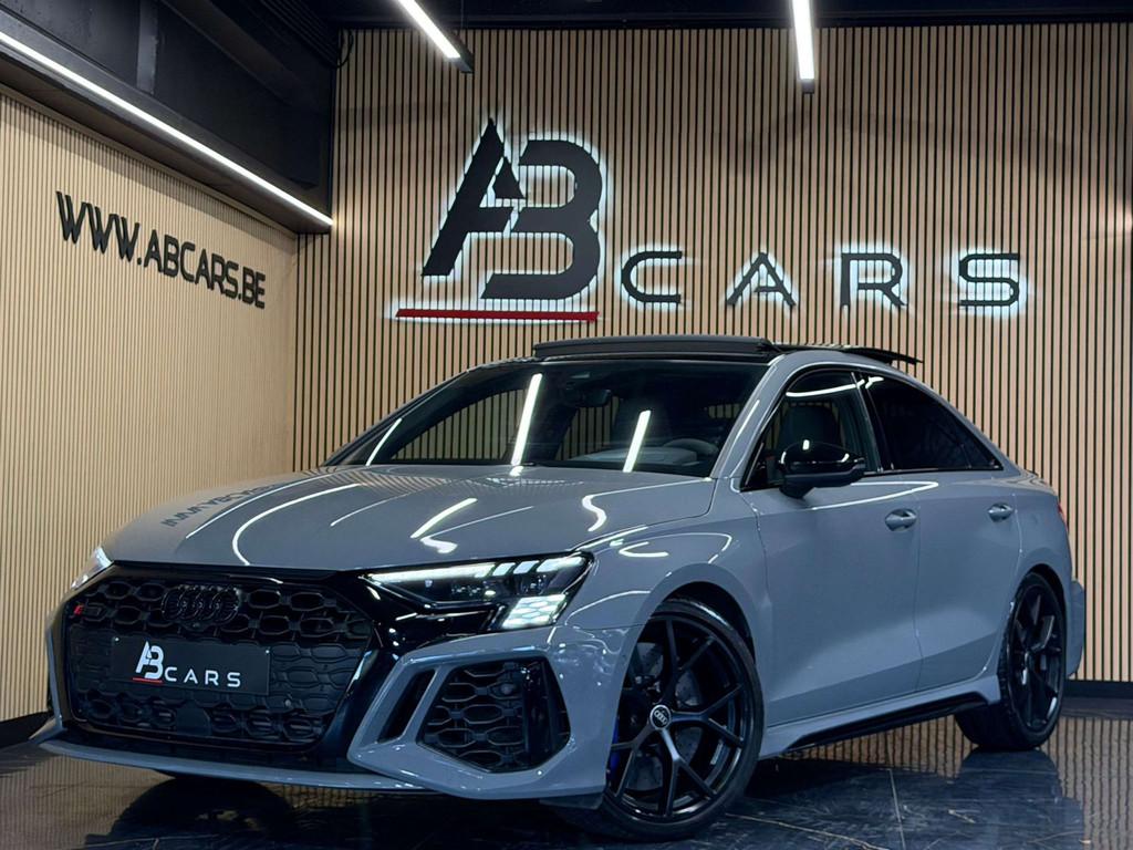 Audi RS3 Sedan 2.5 TFSI Quattro S tronic * FREIN CERAMIQUE, Auto's, Automaat, RS3, 2080 kg, Leder