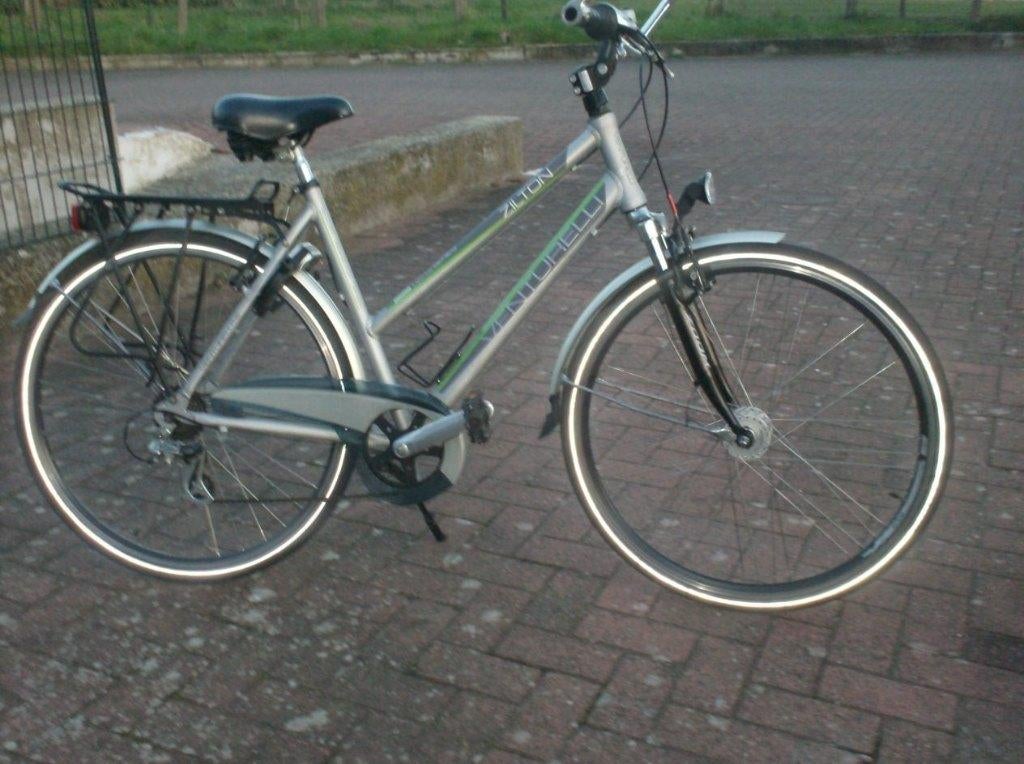 nieuw Venturelli Zilton . damesfiets .meisjesfiets, Fietsen en Brommers, Ophalen, Nieuw, 28 inch