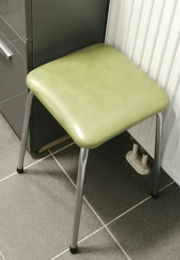 ️ retro jaren 70 🟢 2 stoelen 🟩 2 chromen matcha skai krukk, Ophalen, Gebruikt, Années 70s vintage 
Design rétro, Overige kleuren