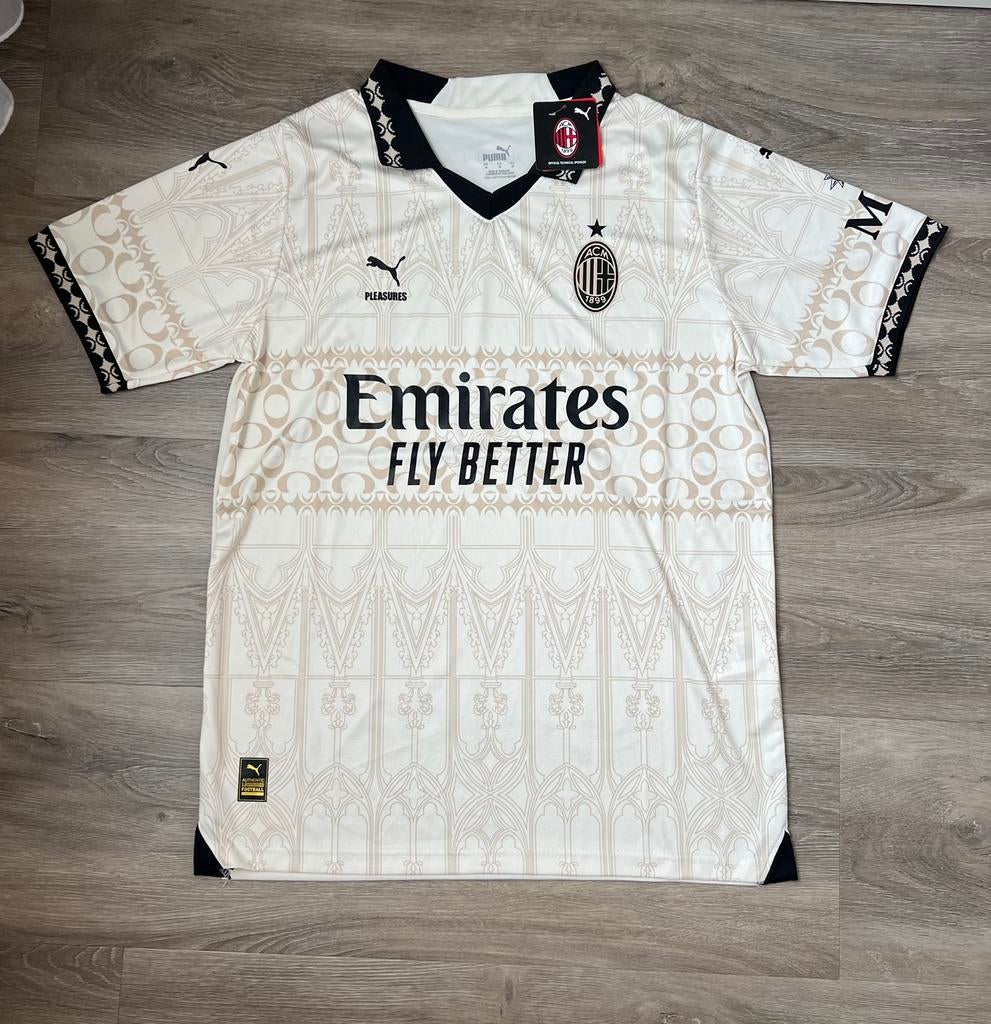 Ac milan voetbalshirt, Sport en Fitness, Maat M, Ophalen of Verzenden, Nieuw, Shirt