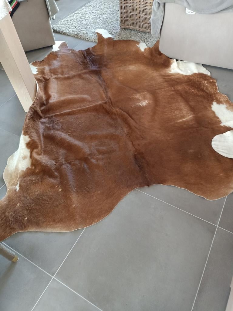 Koeienhuid tapijt, Huis en Inrichting, Ophalen, Zo goed als nieuw