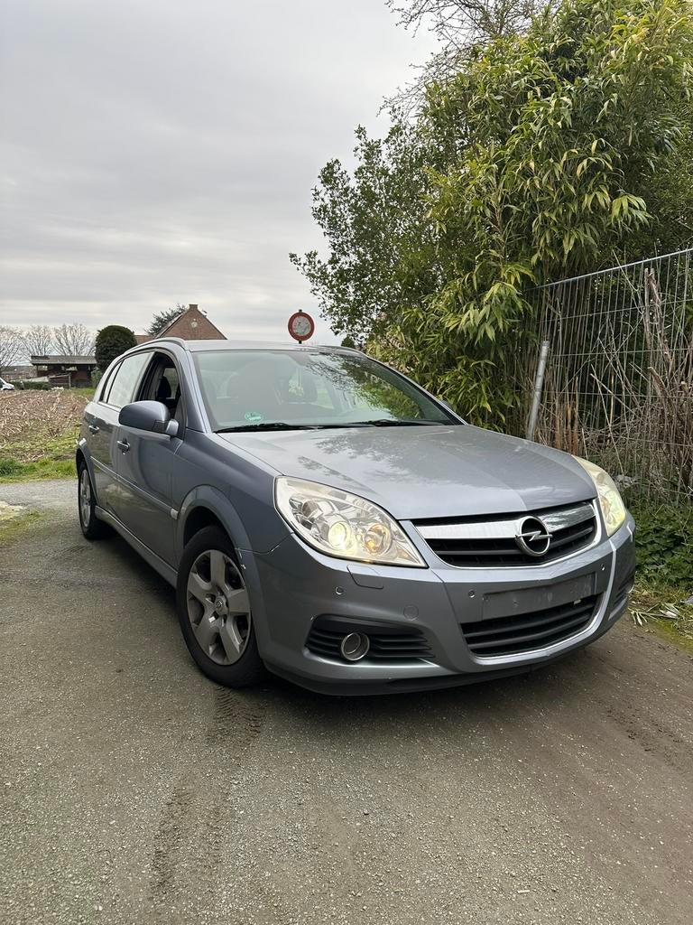 Opel signum 2007 benzine automaat 234.000km 0472437508, Auto's, Automaat, Signum, Particulier, Radio