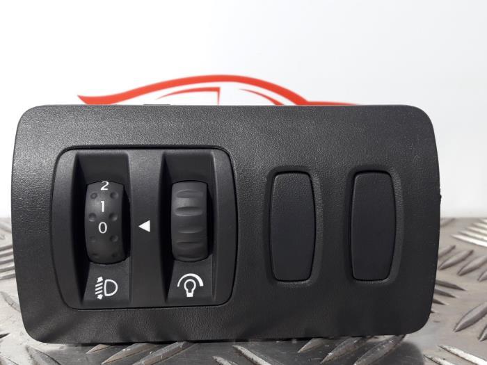Commutateur phare hauteur réglable d'un Renault Clio, Renault, -, 3 mois de garantie, Utilisé