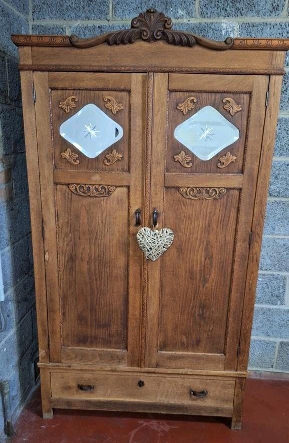 Moet weg ‼️wegens verhuis Oud antieke Olmkast, Antiek en Kunst, Ophalen