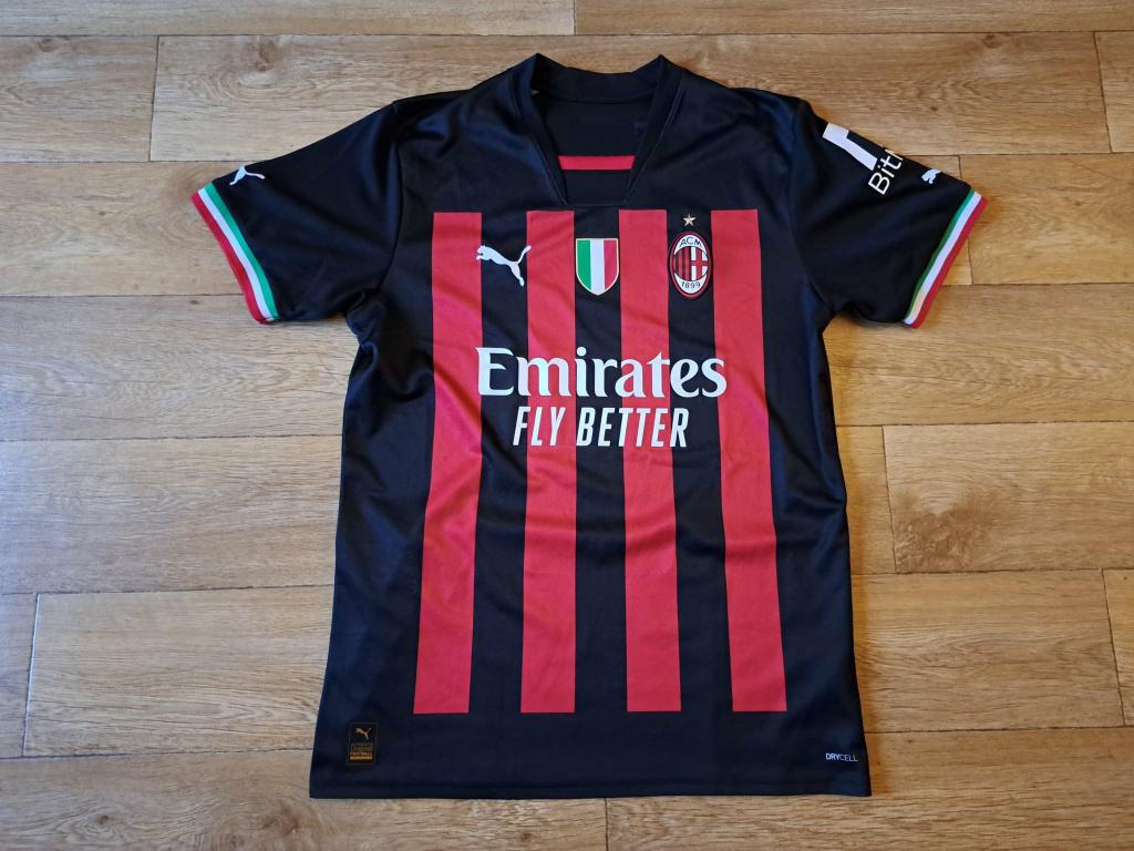AC Milan voetbalshirt, Maat M, Ophalen of Verzenden, Zo goed als nieuw, Shirt