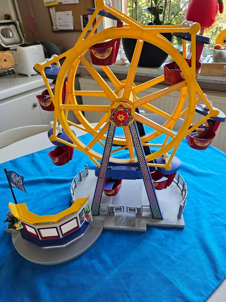 Playmobiel carrousel, Enlèvement