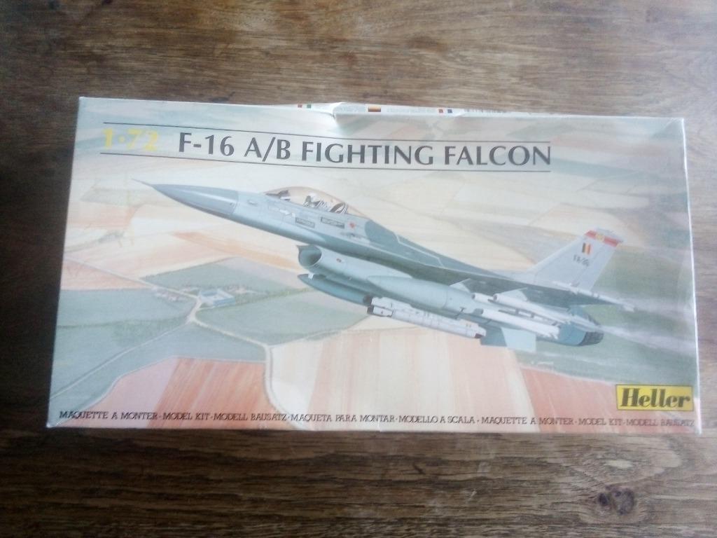 F-16 A/B Fighting falcon, Hobby en Vrije tijd, 1:72 tot 1:144, Ophalen of Verzenden, Zo goed als nieuw, Vliegtuig