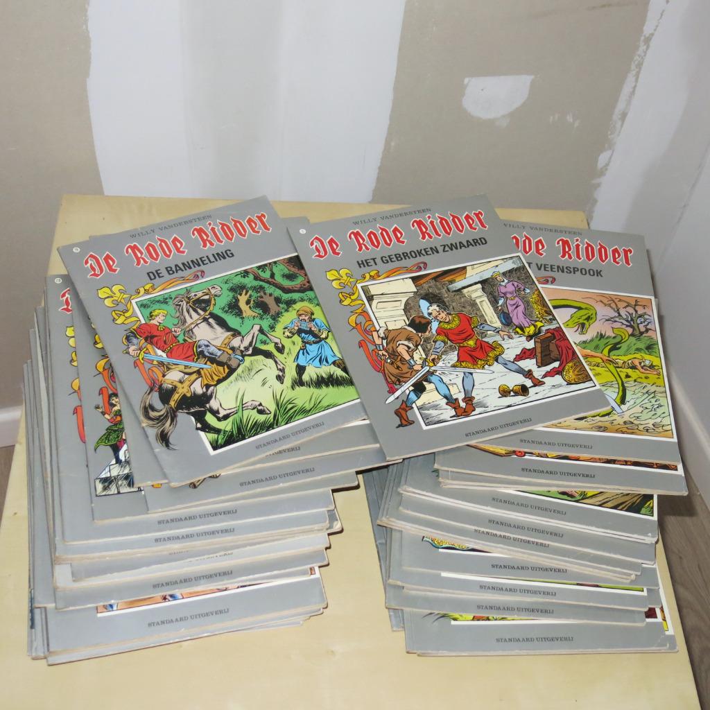 Lot: 40 De rode ridder strips (zie beschrijving), Meerdere stripboeken, Ophalen of Verzenden, Gelezen