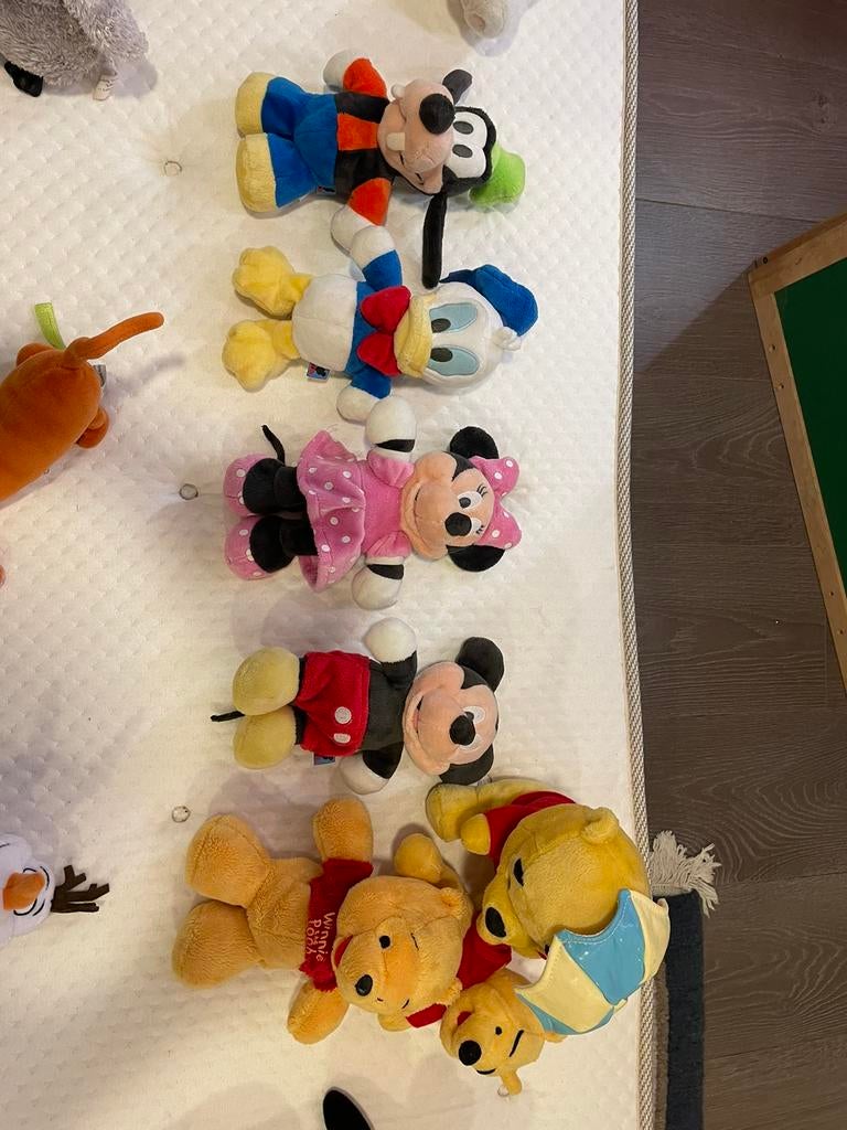 Disney / Studio 100 pluche beren enz, Ophalen, Zo goed als nieuw