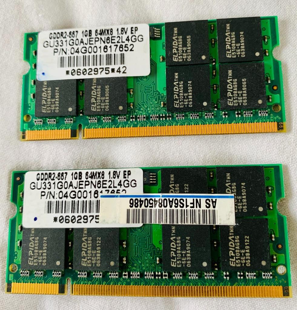 Geheugen RAM ELPIDA 2 GB (2X1 GB) GU331G0AJEPN6E2L4GG, Computers en Software, RAM geheugen, Gebruikt, Ophalen of Verzenden, DDR2