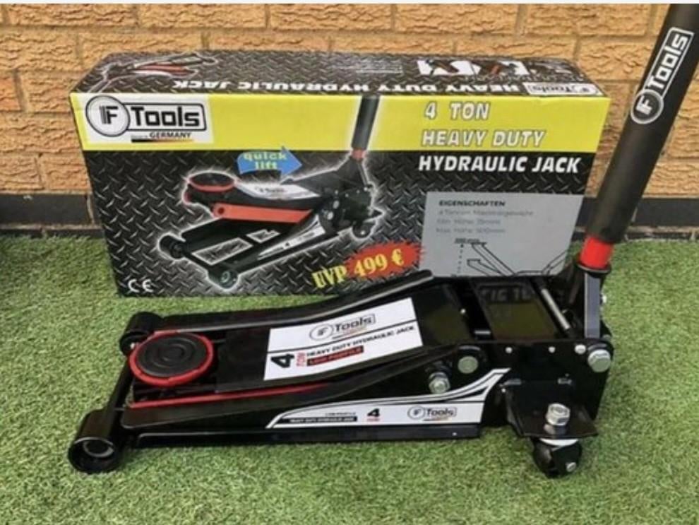 Totale set 4 ton krik + 5 delige momentsleutel, Auto diversen, Krikken, Ophalen of Verzenden, Nieuw, Garagekrik