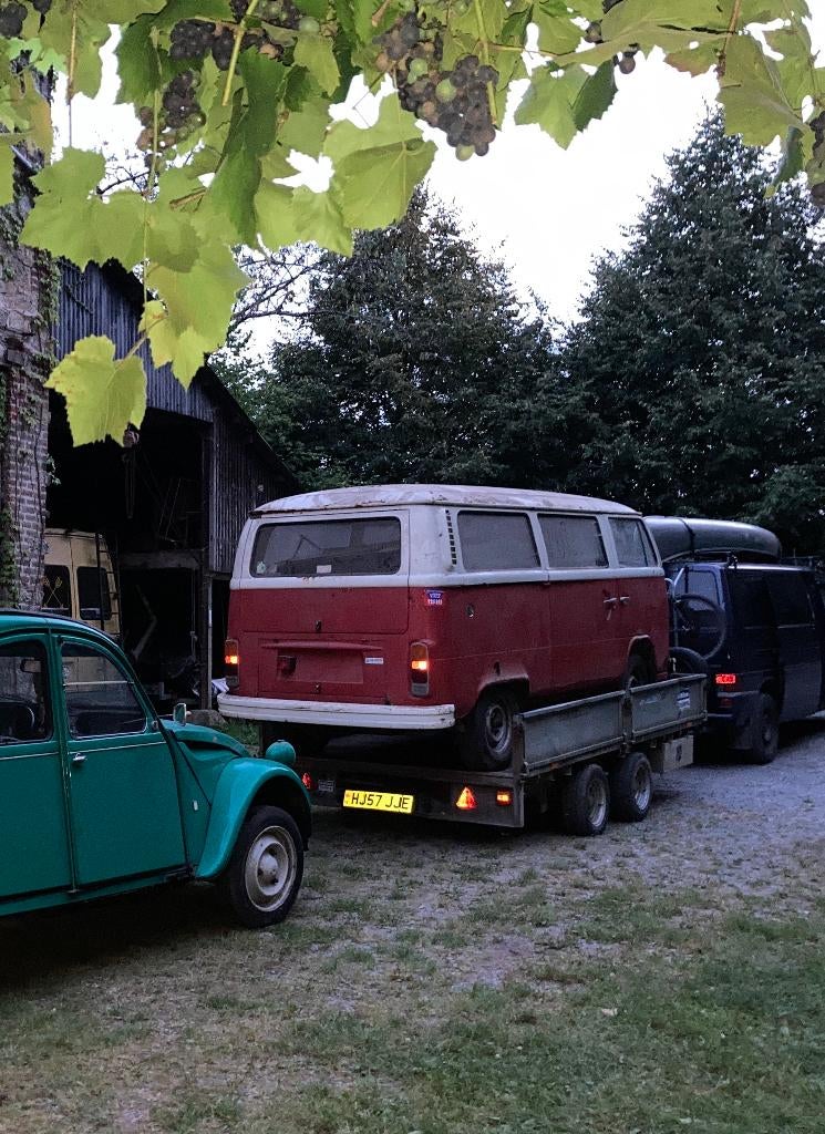 Volkswagen T2 b 1977 Minibus, Auto's, Oldtimers, Particulier, Volkswagen, Benzine, Handgeschakeld, Zwart, Kunstmatig leder, Achterwielaandrijving