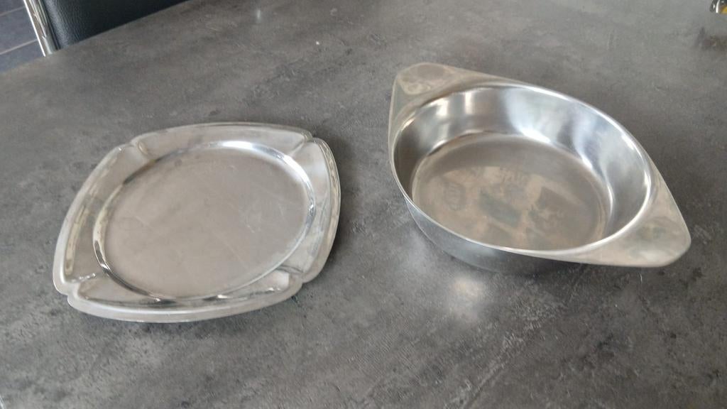 Lot inox Plateau,plat.... 3 euro, Enlèvement, Rond