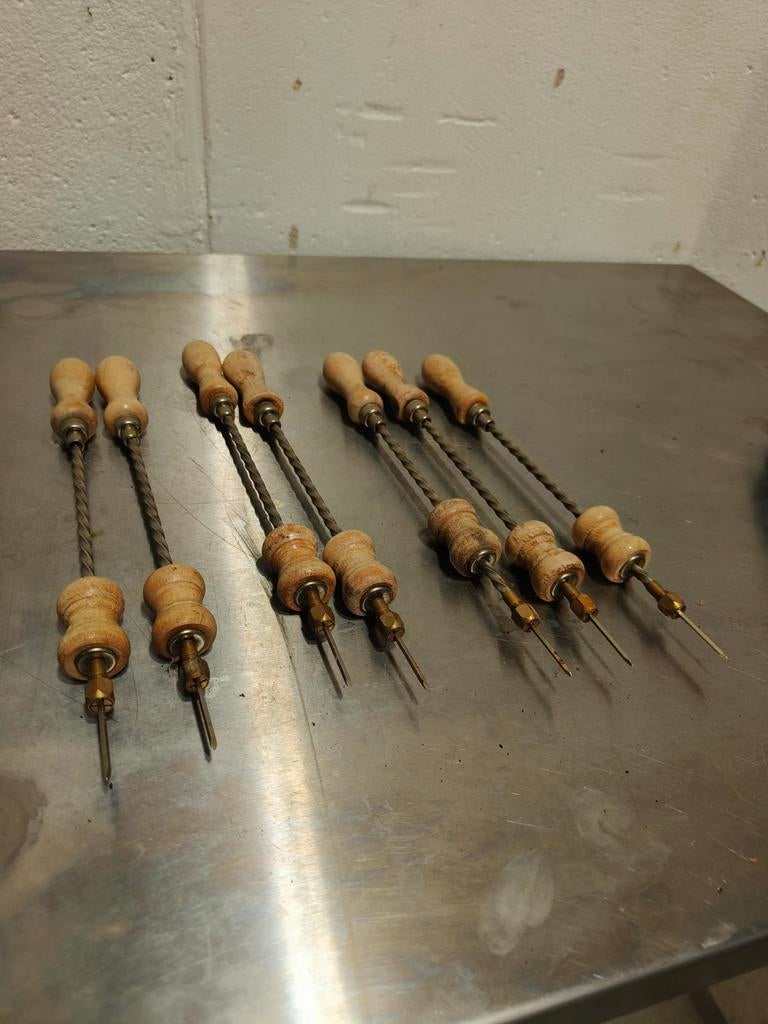 7x handboor, Gebruikt, Onbekend, Ophalen of Verzenden, Onbekend