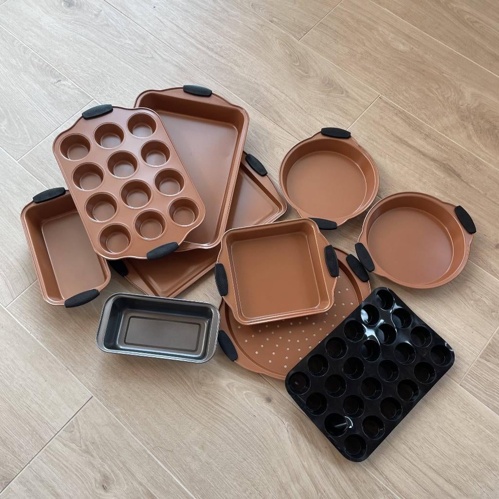 Nutrichef - Set moules à pâtisserie - Prix négociable, Hobby & Loisirs créatifs, Confection de Gâteaux & Cupcakes, Neuf, Moule