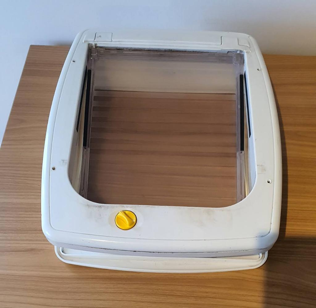 Luik voor kleine honden of eventueel katten, Dieren en Toebehoren, Honden-accessoires, Gebruikt, Ophalen of Verzenden