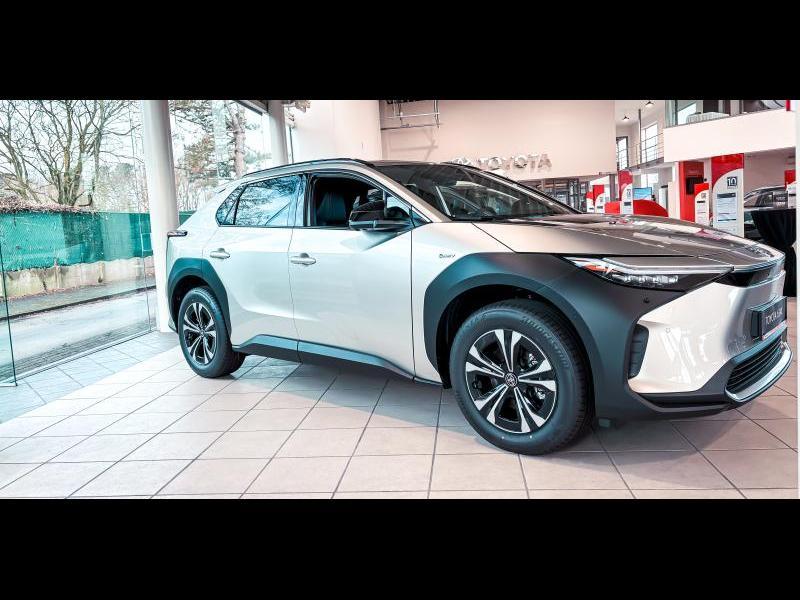 Toyota bZ4X Executive Stockdeal, Auto's, Toyota, Automaat, Overige kleuren, Elektrisch, Parkeersensor