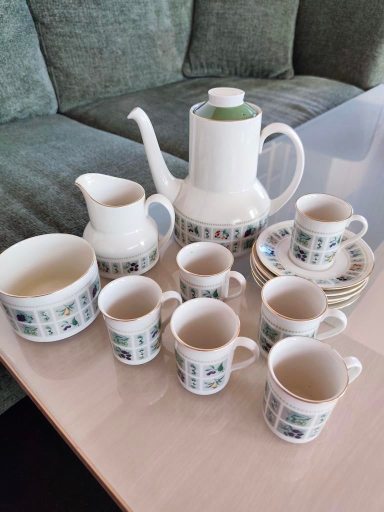 Koffie servies Royal doulton "tapestry", Ophalen