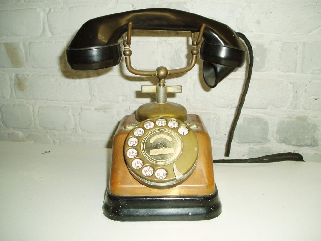 antiek telefoontoestel, Ophalen, Met draaischijf