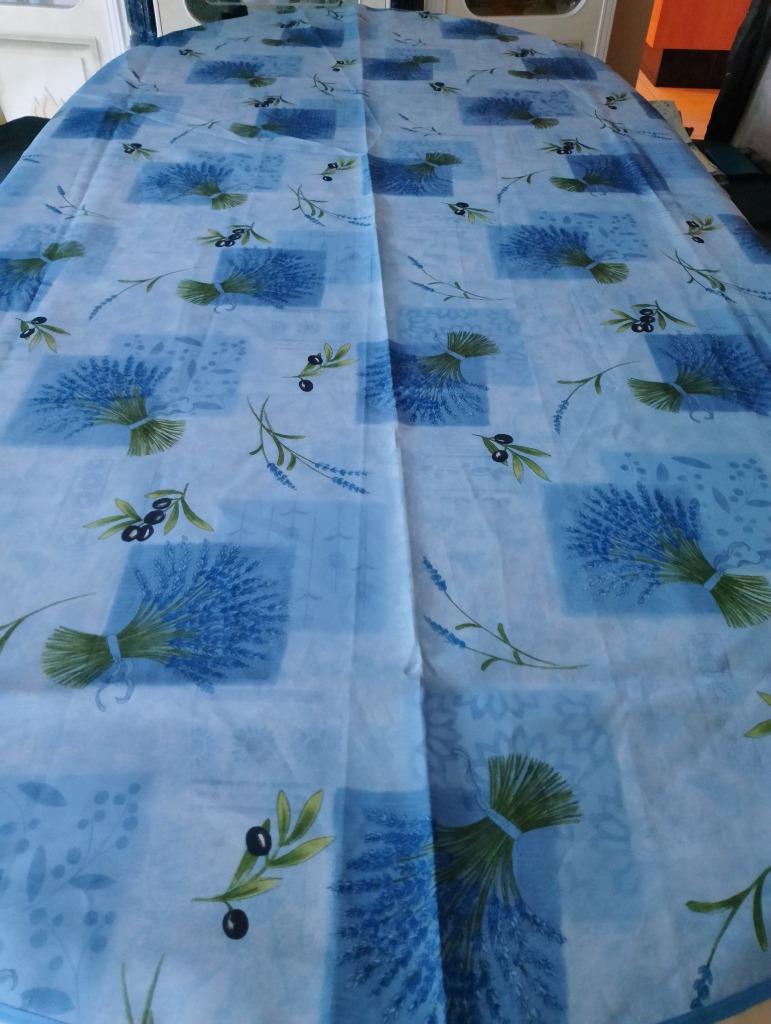 Nappe neuve en tissu, imperméable et anti-tache, 2 m, Maison & Meubles, Enlèvement ou Envoi, Neuf, Ovale, Intérieur