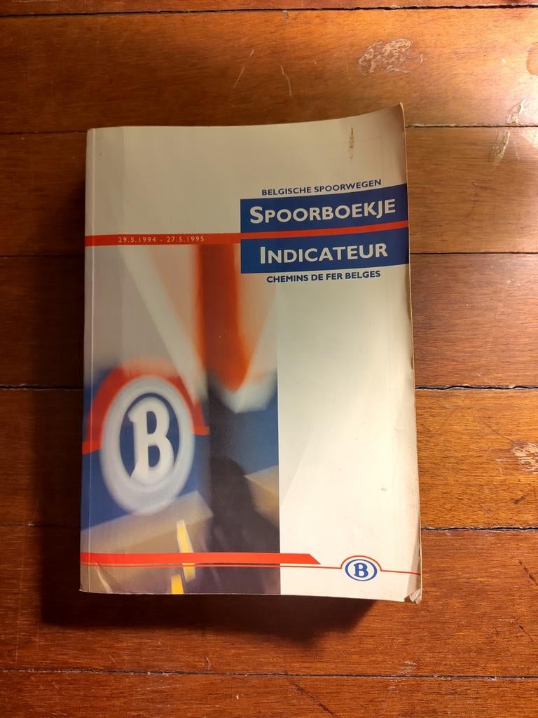 Brochure et indicateur ferroviaires 94-95, Collections, Enlèvement