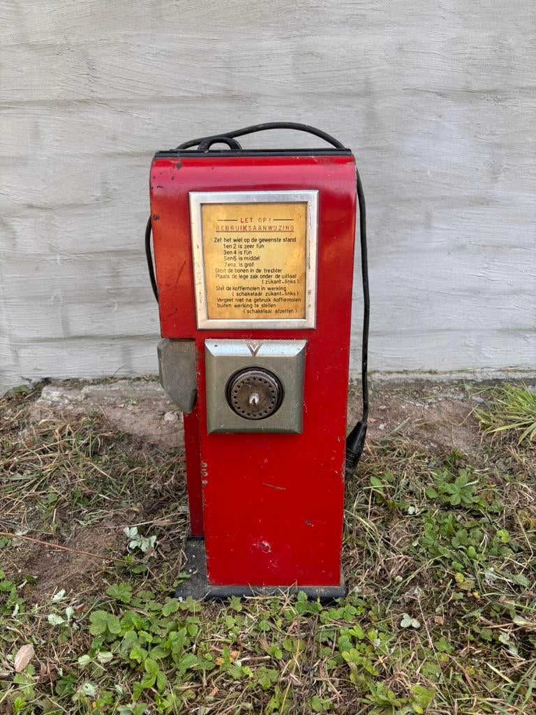 Hobart antieke koffiemolen, Ophalen, Gebruikt