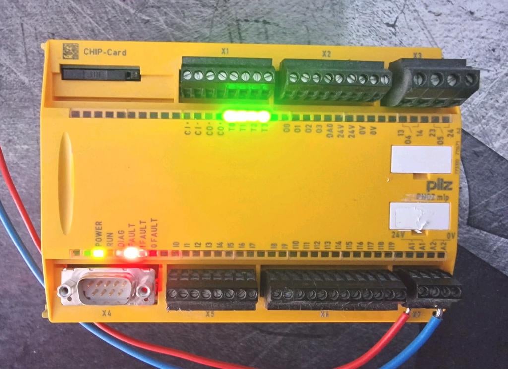 PLC PILZ PNOZ m1p — Veiligheidscontroller, Ophalen of Verzenden