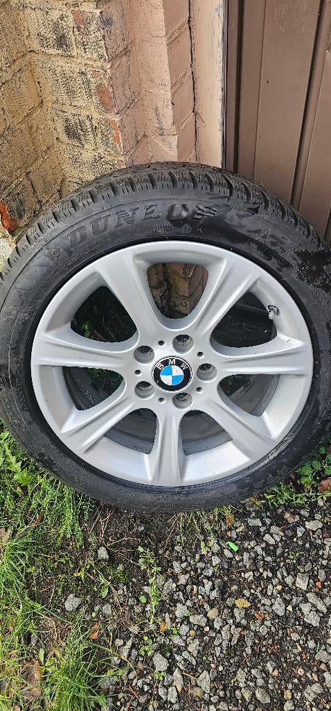 Pneus d'hiver avec jantes BMW + capteurs de pression, Autos : Pièces & Accessoires, Pneus & Jantes, Pneus hiver, Véhicule de tourisme