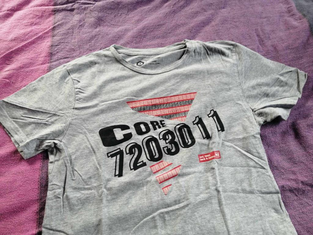 T-SHIRT GRIJS MERK JACK AND JONES – MAAT S – GOEDE STAAT, Kleding | Heren, T-shirts, Ophalen of Verzenden, Grijs, Gedragen, Jack & Jones