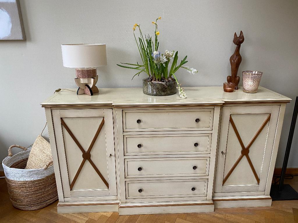 Buffet Grange, Maison & Meubles, Enlèvement, Utilisé, 25 à 50 cm, 150 à 200 cm