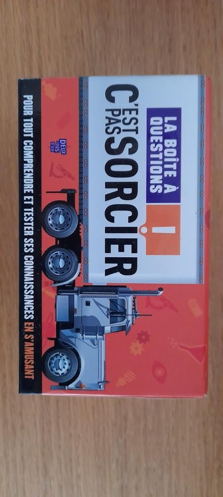 C'est pas sorcier- La boîte à questions, Enlèvement ou Envoi, Comme neuf