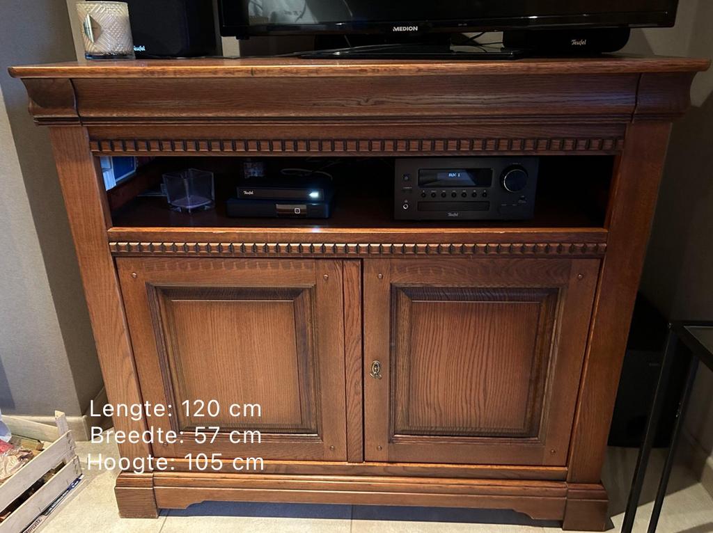Kerselaar TV-kast, Ophalen, Zo goed als nieuw
