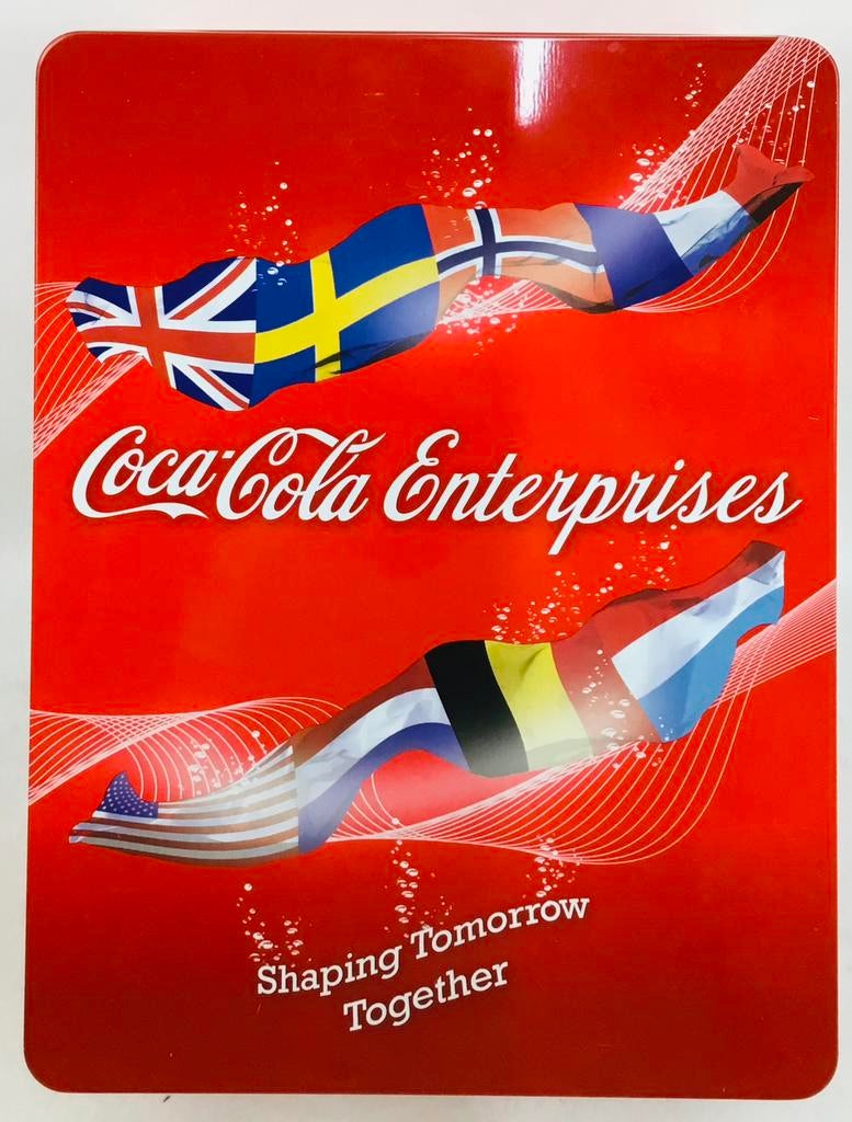 COCA COLA entreprises CCE box 2010 limited edition, Verzamelen, Merken en Reclamevoorwerpen, Zo goed als nieuw, Overige typen