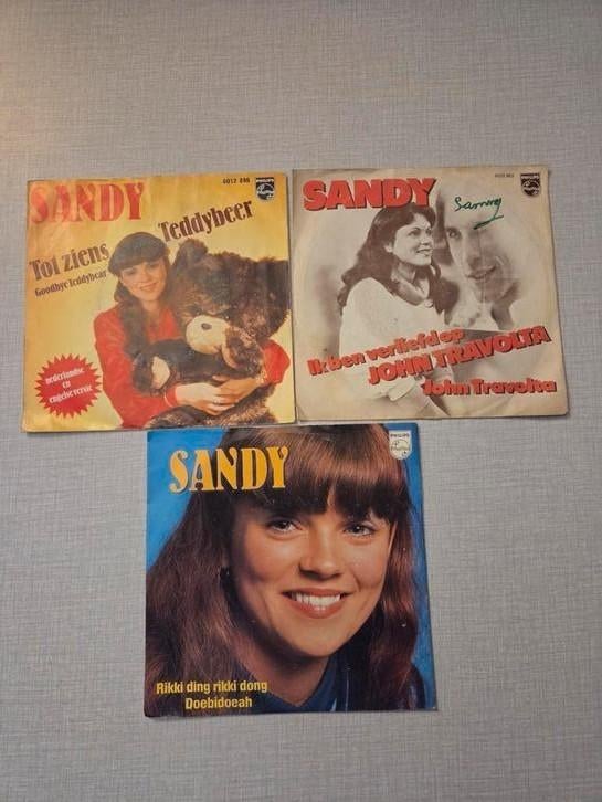 3 x singel Sandy, pakketprijs mogelijk., Ophalen of Verzenden, Zo goed als nieuw