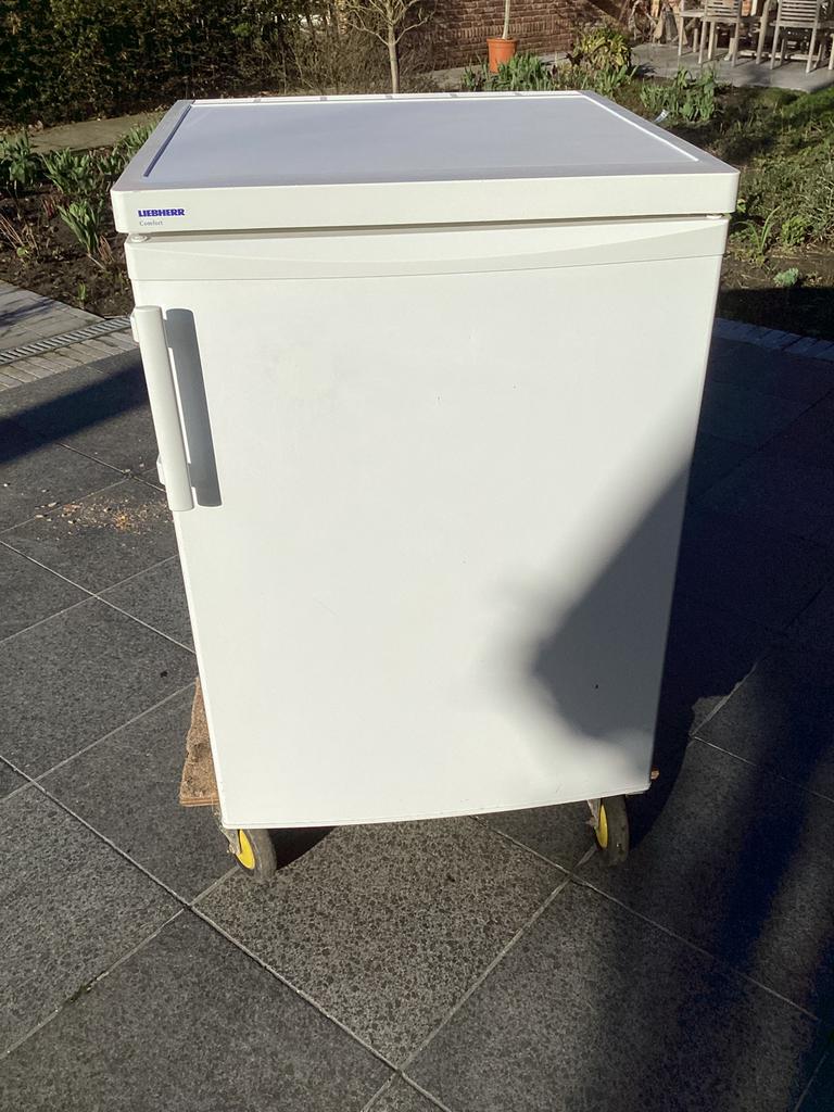 Liebherr frigo met vriesvak ( tafelmodel), Electroménager, Enlèvement, Comme neuf, Avec compartiment congélateur