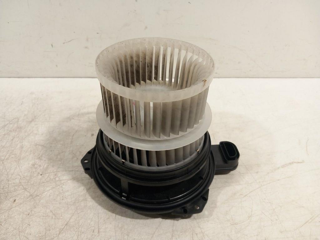 Kachel ventilator motor Suzuki Swace, Auto-onderdelen, Onderdelen@venauto.nl, Van der Ven Autorecycling B.V., Gebruikt, Ettenseweg 76, 4706 PB Roosendaal, The Netherlands