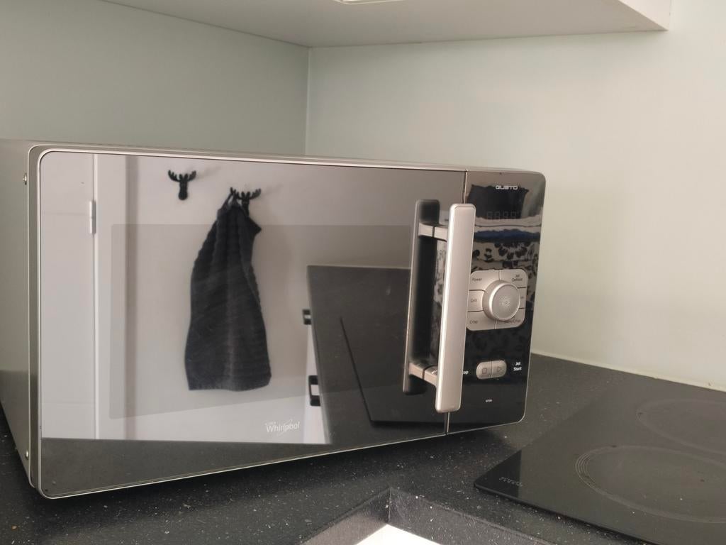 Microgolfoven Grill GT368 merk Whirlpool, Elektronische apparatuur, Ovens, Ophalen, Minder dan 45 cm, Grill, Zo goed als nieuw