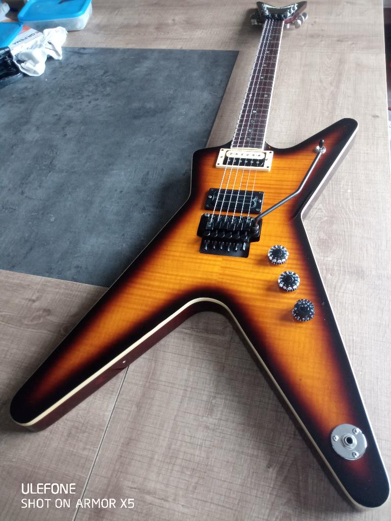 Dean ML79 customized FBD, Musique & Instruments, Enlèvement, Utilisé