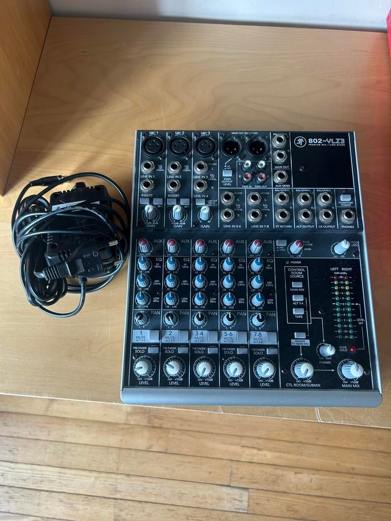 Mackie 802-VLZ3 premium mic/ line mixer, Ophalen, Zo goed als nieuw, 5 tot 10 kanalen, Microfooningang