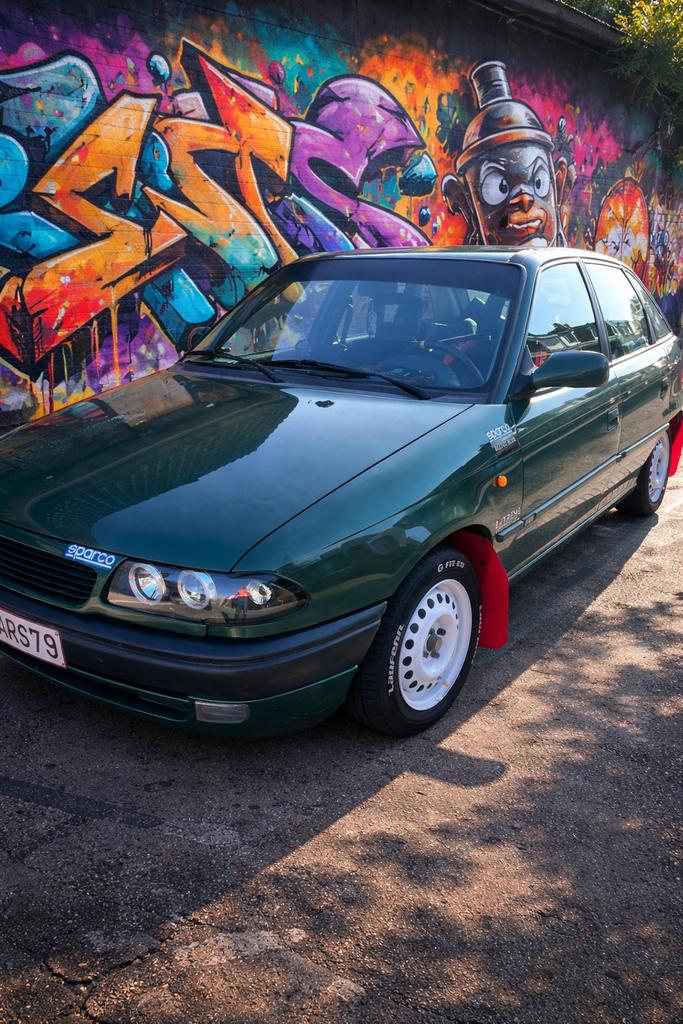 Intressepeiling Opel astra f  1996 1.4 benzine, Autos, Opel, Achat, 750 kg, 5 portes, Bluetooth